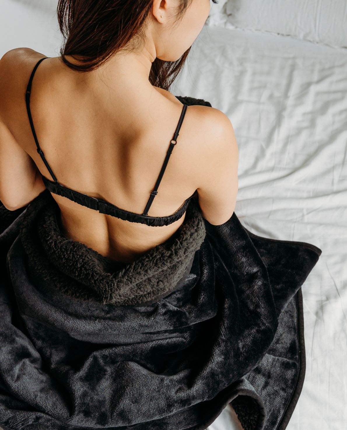 Mouillé Waterproof Fleece Blanket, where passion meets comfort