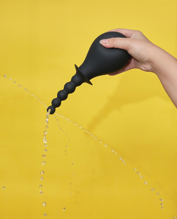 Fanny Anal Douche Squeeze with hand to spray water at all angles
