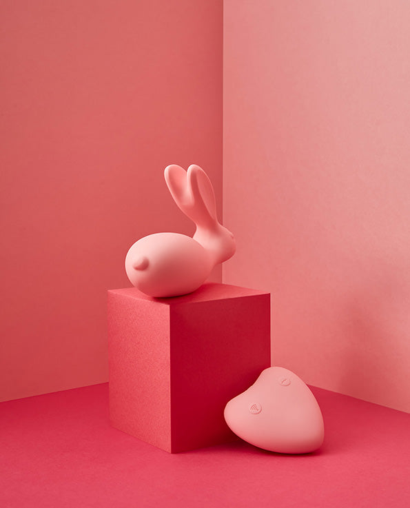 Bunny Wearable Vibrator with heart shaped Remote back view