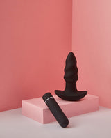 Logan Anal Plug silicone sleeve and black vibrator