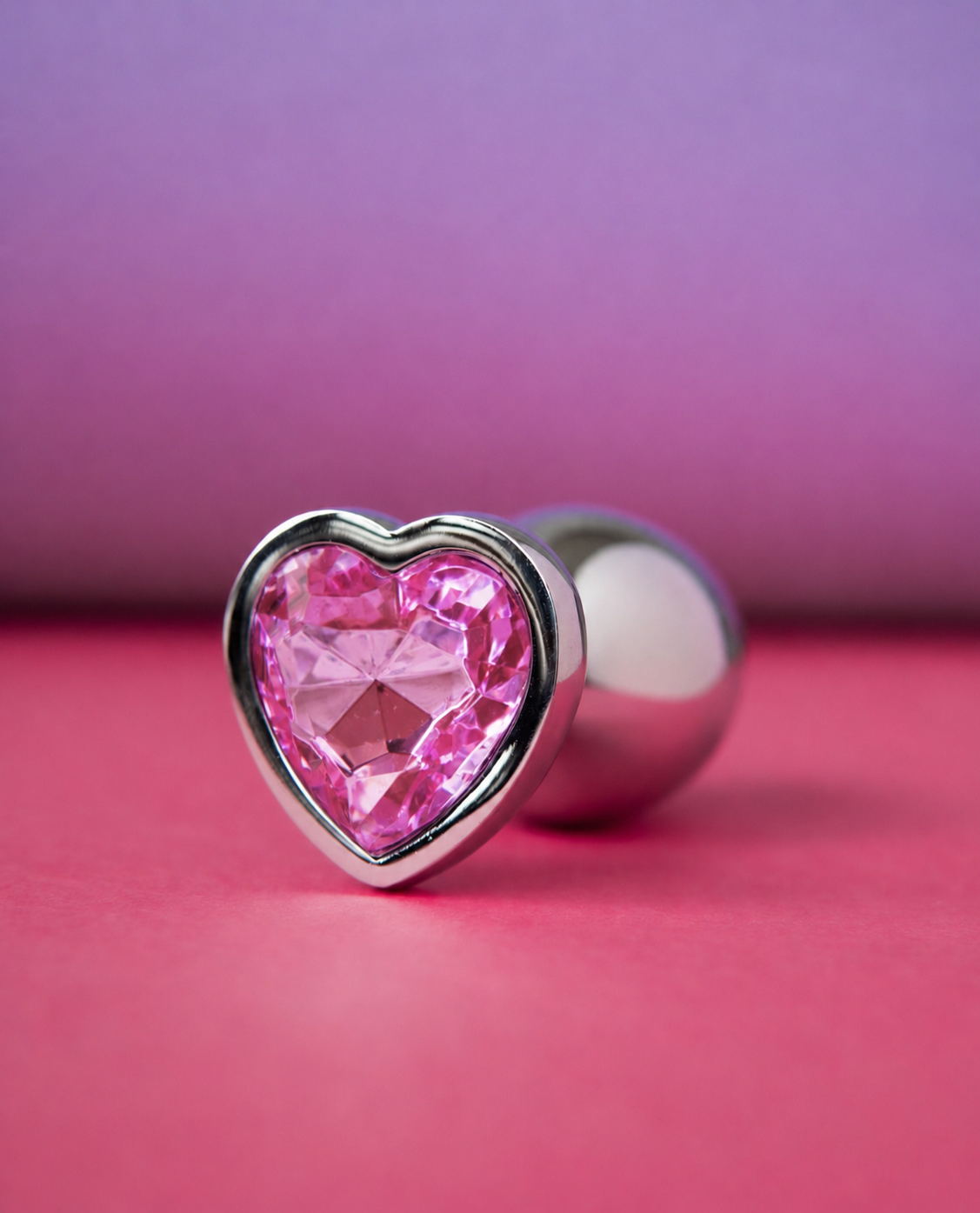 Bejewelled Heart Metal Butt Plug - Hot Pink