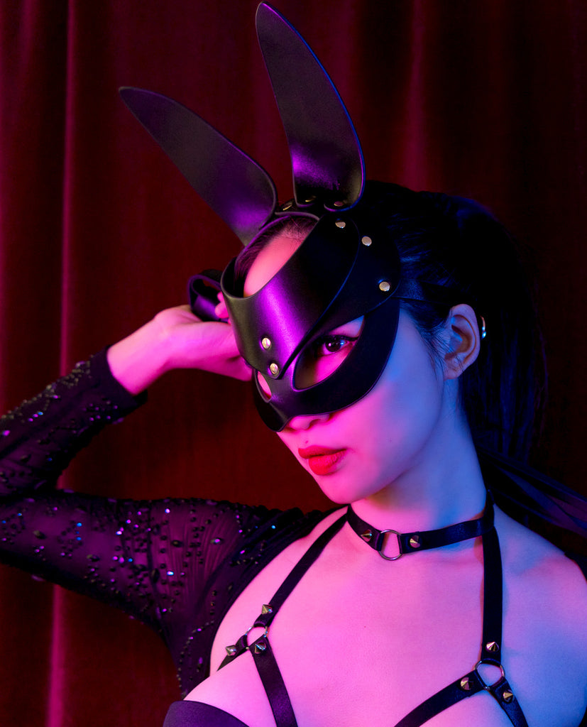 Arianna Bunny Leather Mask