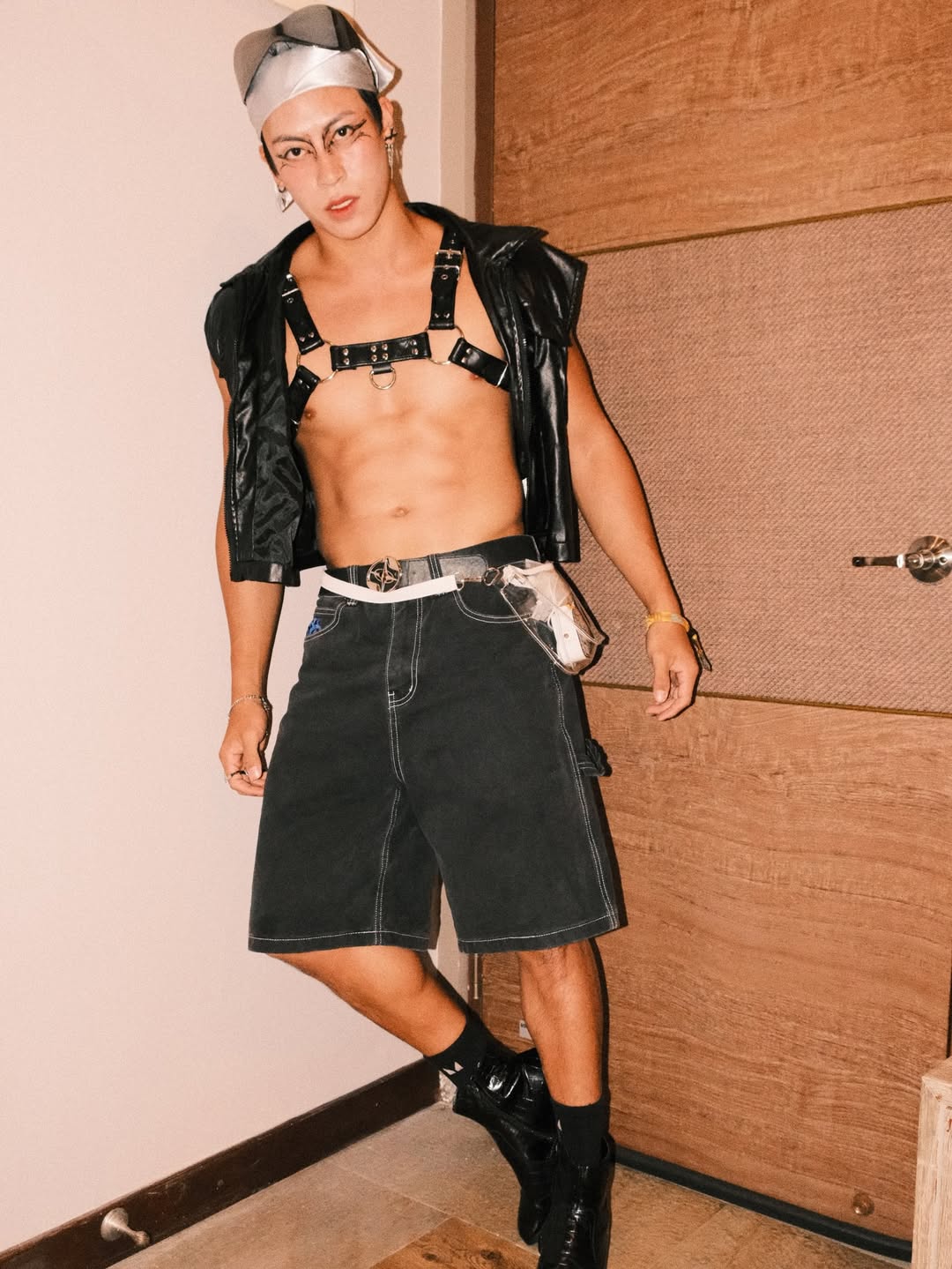 model in conan harness