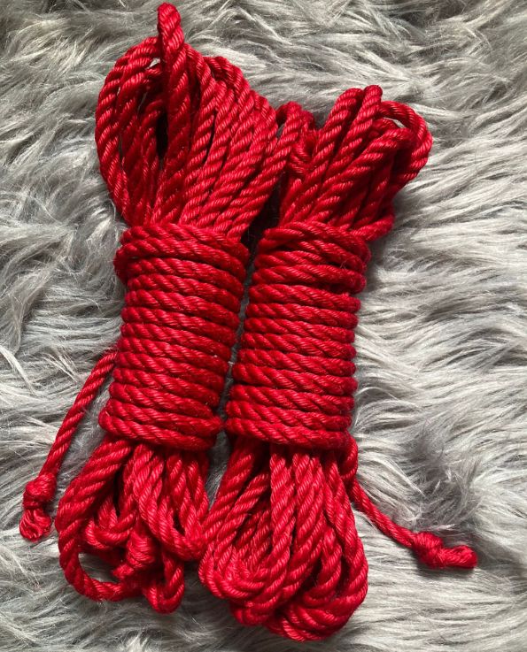 red treated shibari jute ropes