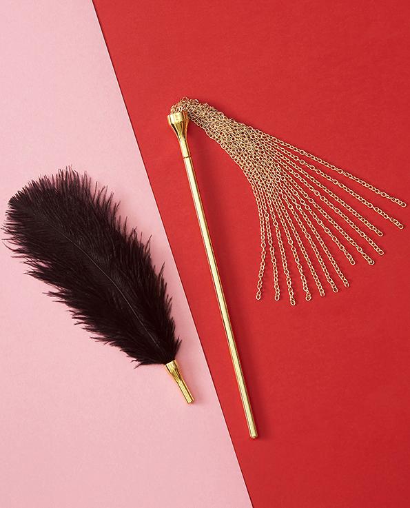 sensual tickler feather and gold chain