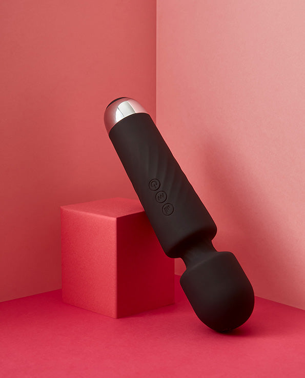 Black silicone Lana Del wand Dildo vibrator