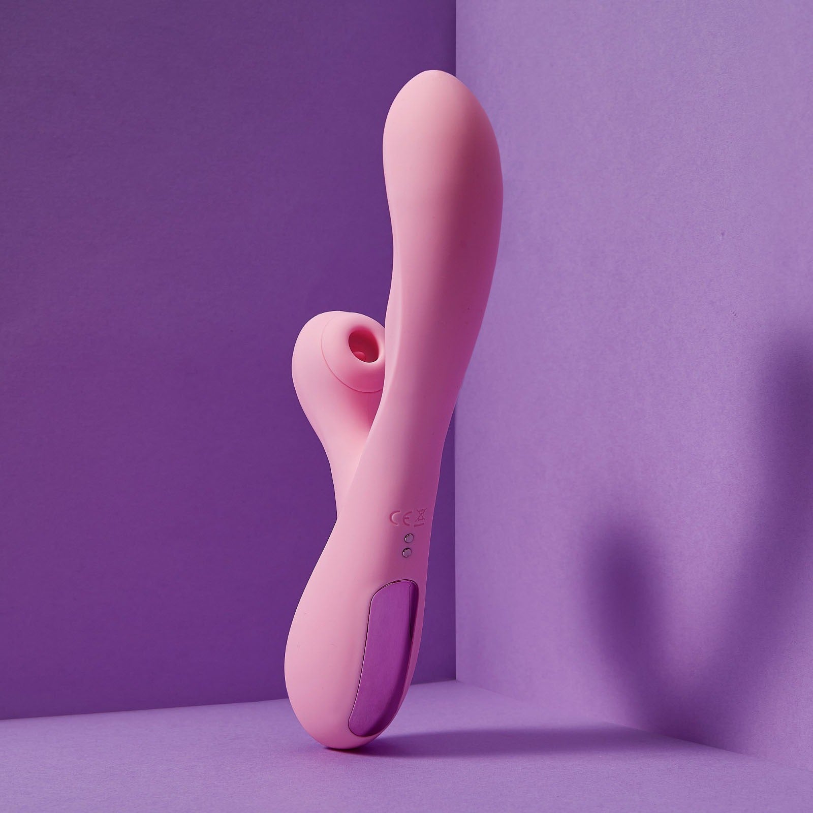 Sakura g-tapping sucking licking vibrating dildo